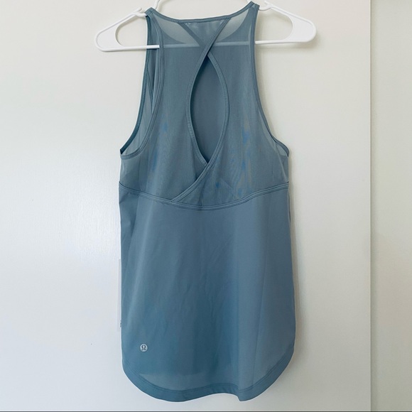 Lululemon run off the route tank - Picture 4 of 7